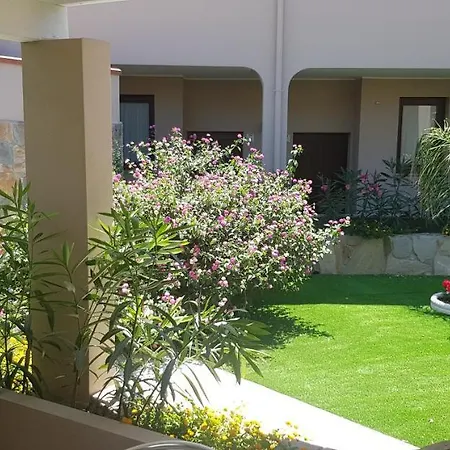 Palm Village מלון דירות וילסימיוס