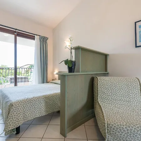 Palm Village Apart Otel