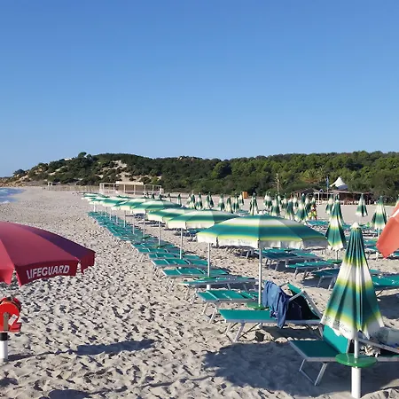 Ξενοδοχείο με διαμερίσματα Palm Village 3*