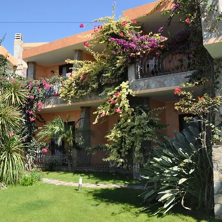 Palm Village 3* וילסימיוס