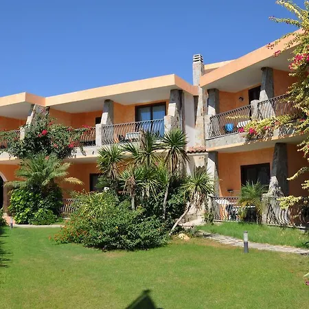 Palm Village Apart Otel