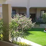 Palm Village מלון דירות וילסימיוס
