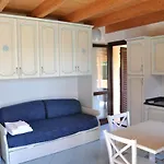 Palm Village מלון דירות 3*