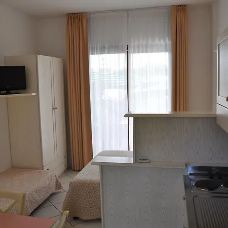 Palm Village מלון דירות וילסימיוס