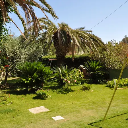 Palm Village Ξενοδοχείο με διαμερίσματα 3*