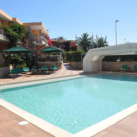 Apart Otel Palm Village