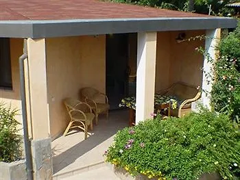 Palm Village מלון דירות 3*