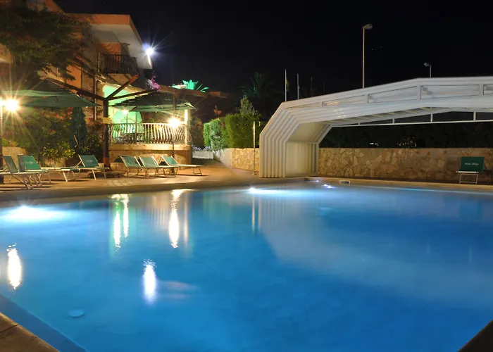 Hotel apartamentowy Palm Village