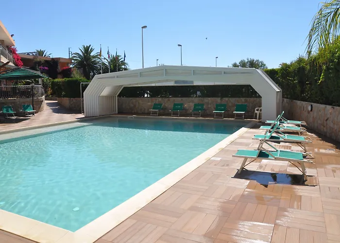 Palm Village Hotel apartamentowy Villasimius