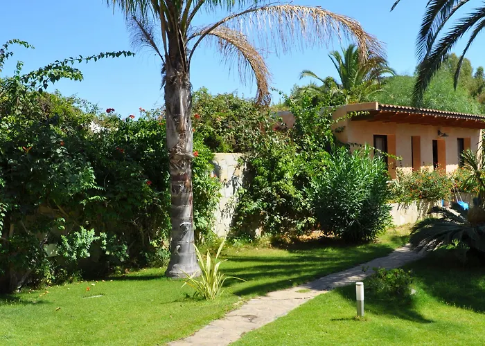 Ξενοδοχείο με διαμερίσματα Palm Village